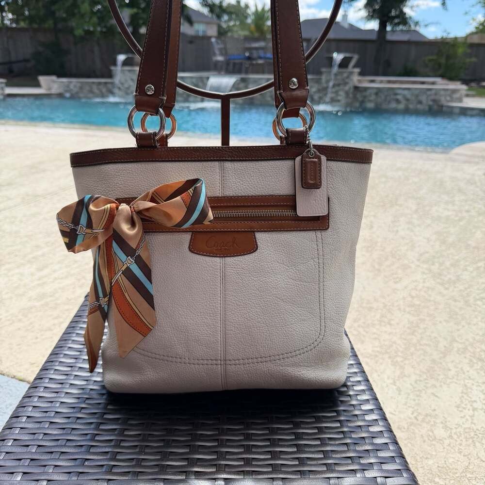 Vintage Coach bag, leather beige Penelope shoulder bag #003